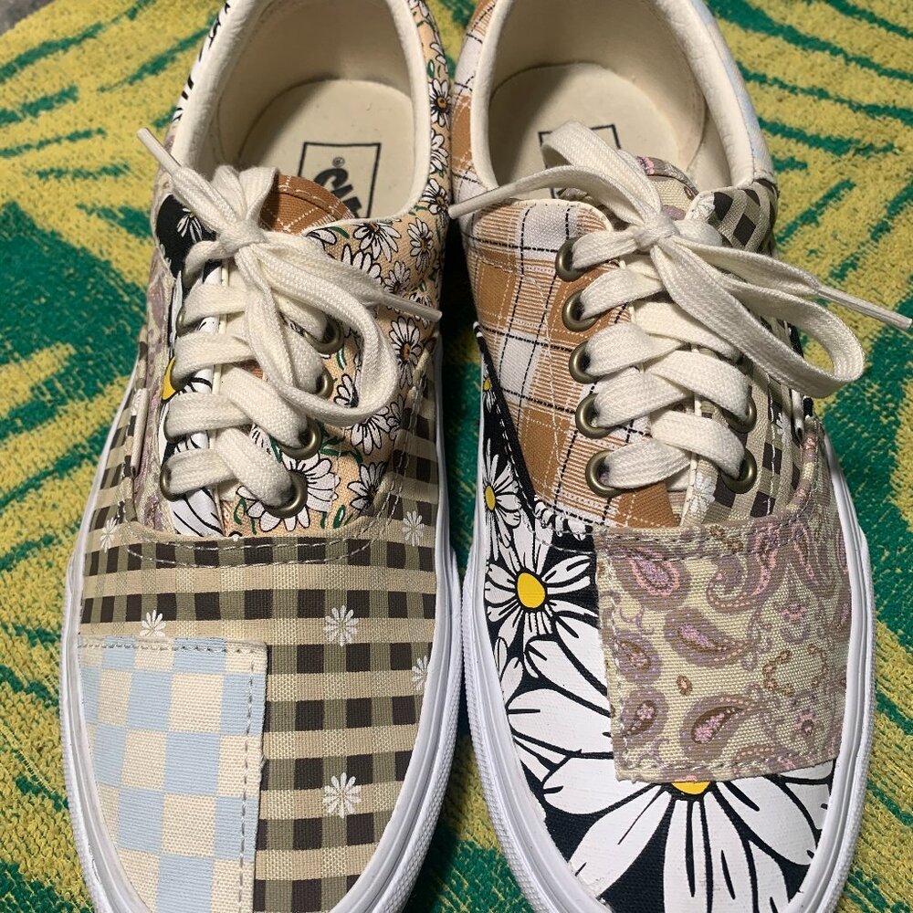 Women's Size 9.0 VANS Authentic Style Shoes Patchwork Design Hardly Worn